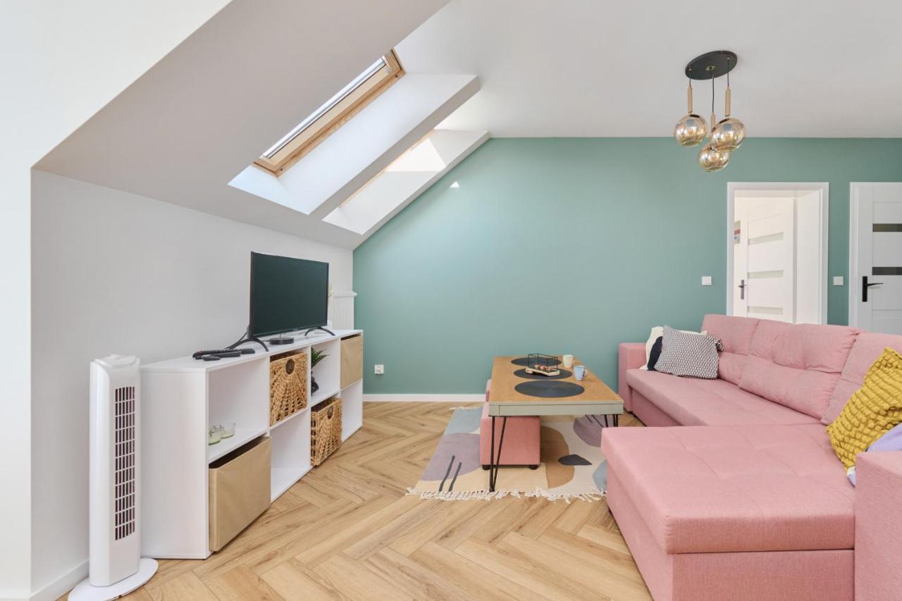 Apartment Spacious Family With Free Garage By Renters *
