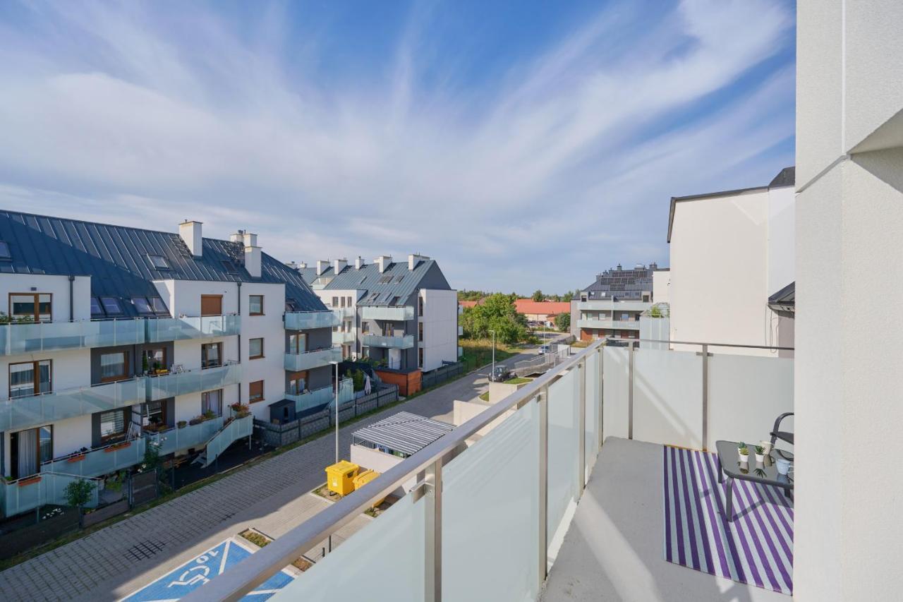 Spacious Family With Free Garage By Renters Apartment *
